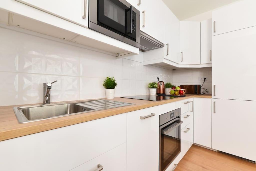 Laurel Bay Apartment Βουδαπέστη Εξωτερικό φωτογραφία